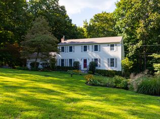 4 Alyce Ct, Somers, NY 10589