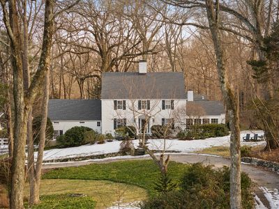 243 White Oak Shade Road, New Canaan, CT, 06840