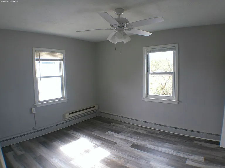 Harborview Apartments — Photo 18