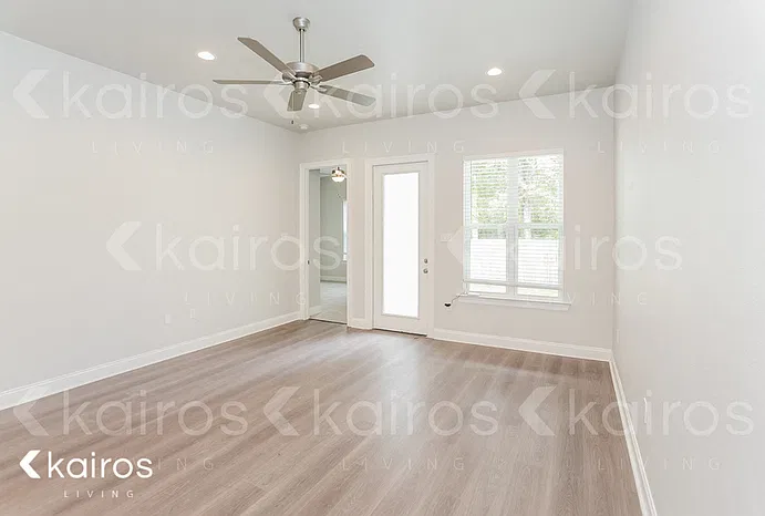 3 bed, 2.0 bath, 1440 sqft, $1,875 — Photo 3