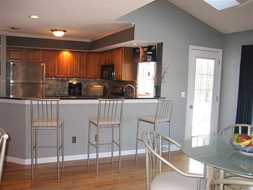 5th image of 12 Pine Forest Ln