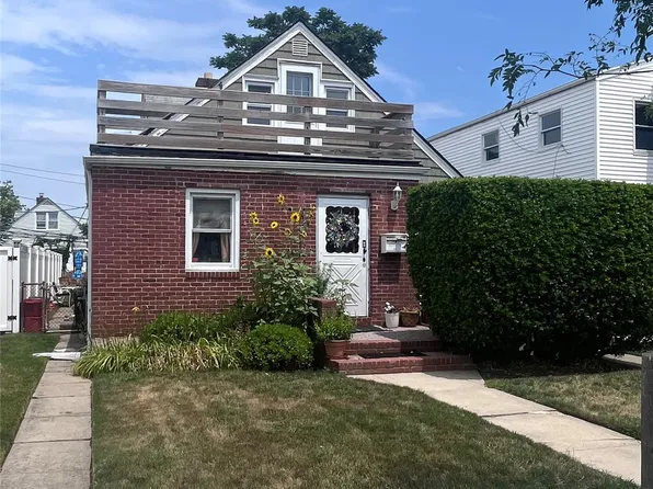 225 E Market St, Long Beach, NY 11561