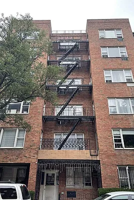 Rented by Sotheby's International Realty | media 12