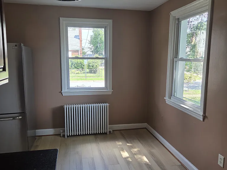 4707 Somerset Rd — Photo 8