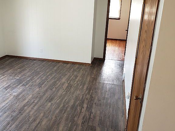 5th image of 2304 Evanston Dr