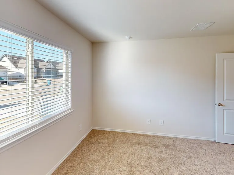 13169 Dawson Dr — Photo 13