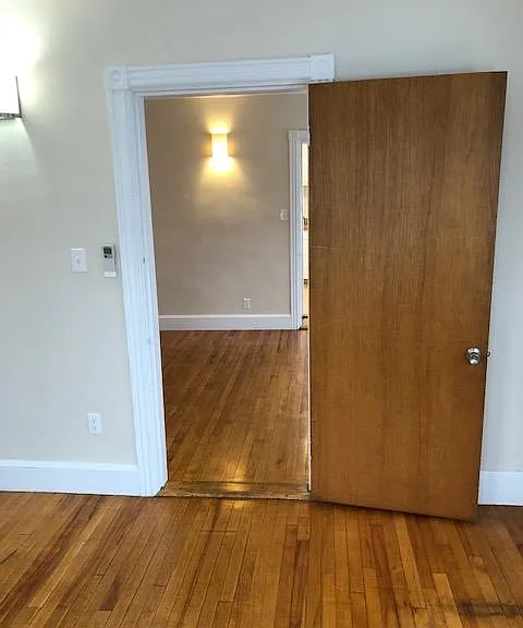 25 Bolton St #1 — Photo 13