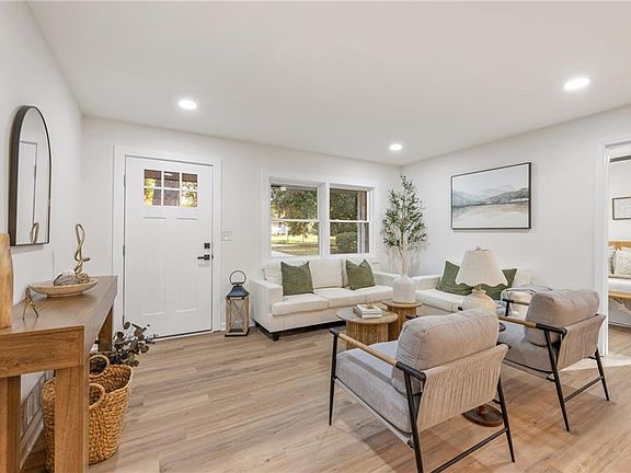 3rd image of 3951 Kirksford Dr