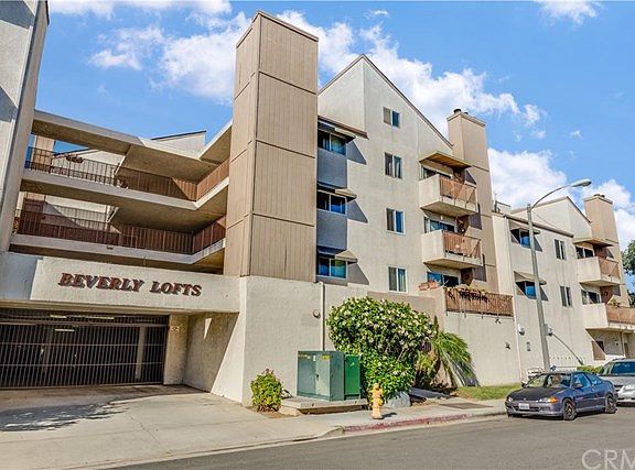 2nd image of 1919 E Beverly Way Unit 212