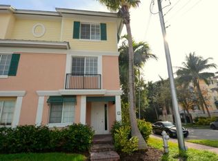 350 NE 3rd St, Boca Raton, FL 33432