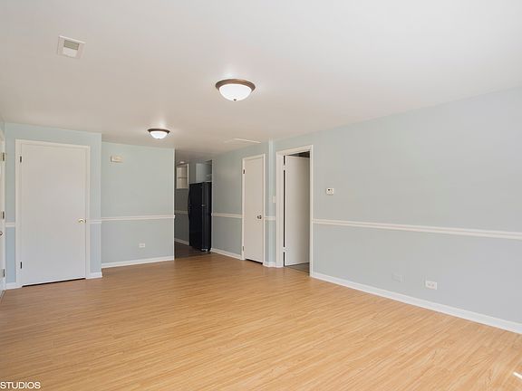 2nd image of 41680 N Fulton Ave