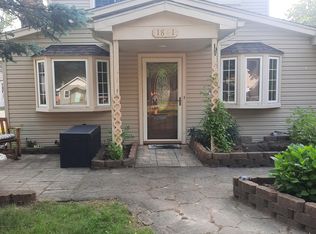 1861 Birchcrest Rd, Waterford, MI 48328