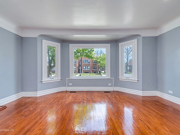 2nd image of 7758 S King Dr