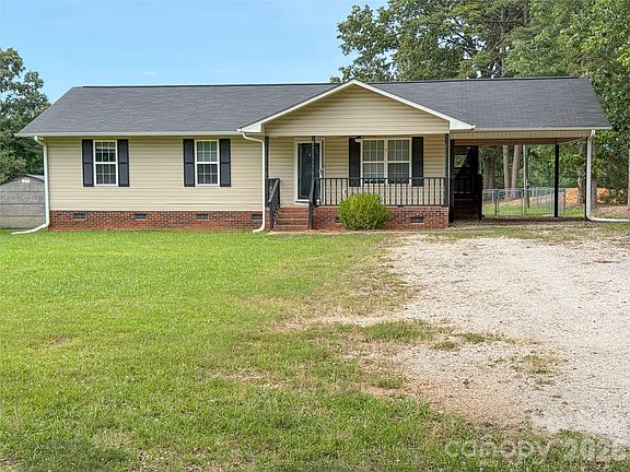 5th image of 1066 Cameron Rd
