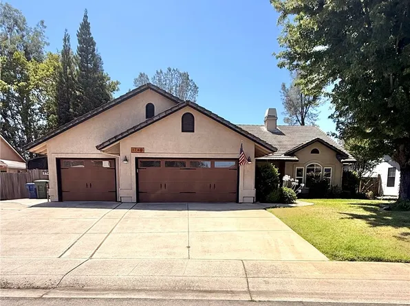 1740 Vinson Dr, Redding, CA 96003