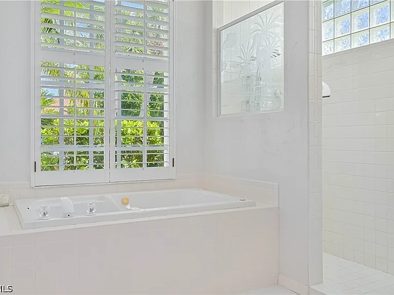 3681 Lakemont Dr — Photo 23