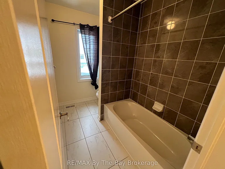 152 Allegra Dr — Photo 17