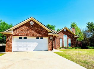 10313 S Avery Ave, Midwest City, OK 73130