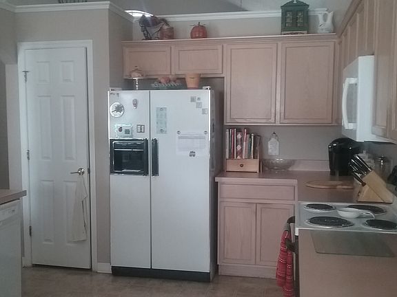 3rd image of 6970 Lake Eaglebrooke Dr