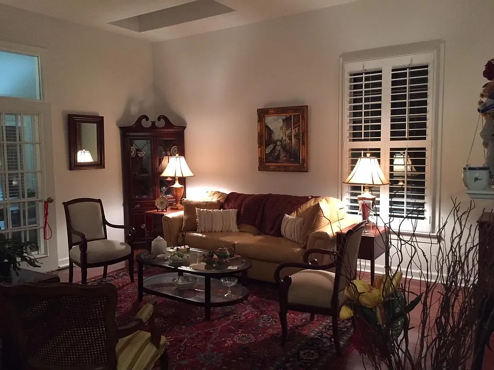 382 Wintercrest W