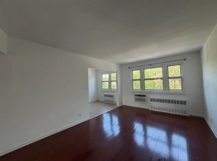 32-20 56th St #3, Woodside, NY 11377