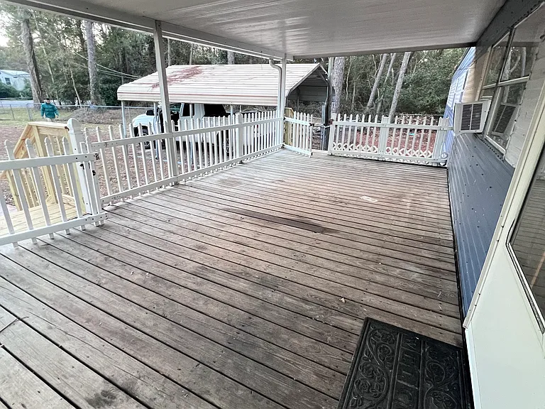 6718 Betty Ln — Photo 3