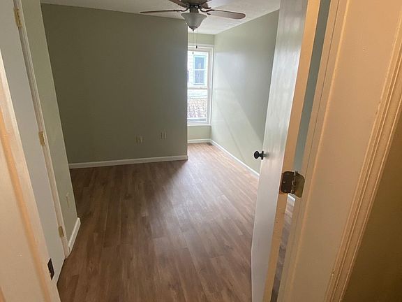2nd image of 214 W Carr St #1