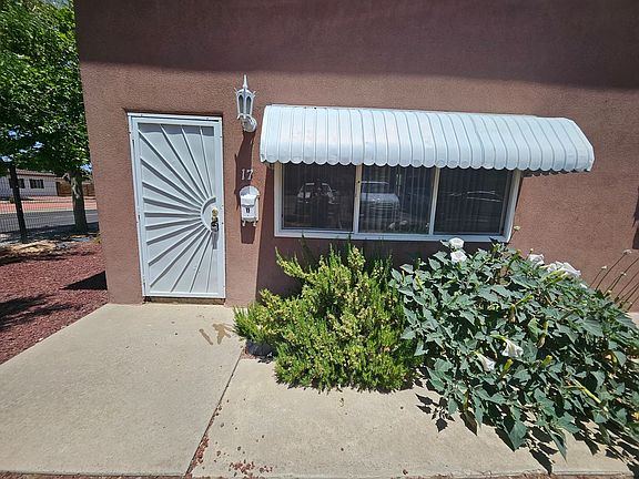 2nd image of 1332 San Mateo Blvd SE APT 17