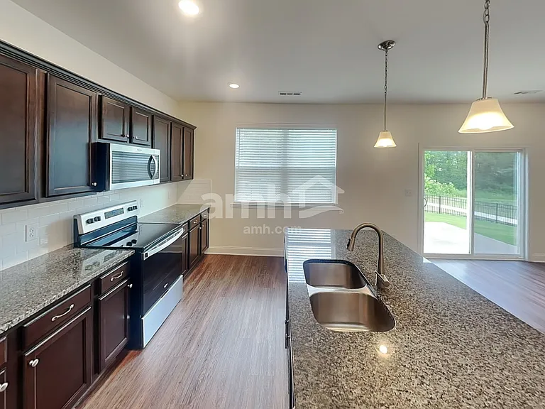 2761 Bison Ct — Photo 4