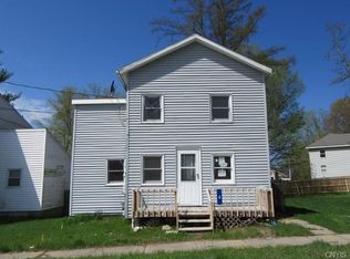 4 Wood St, Baldwinsville, NY 13027