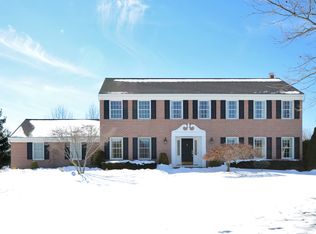 10 Providence Dr, West Windsor, NJ 08550