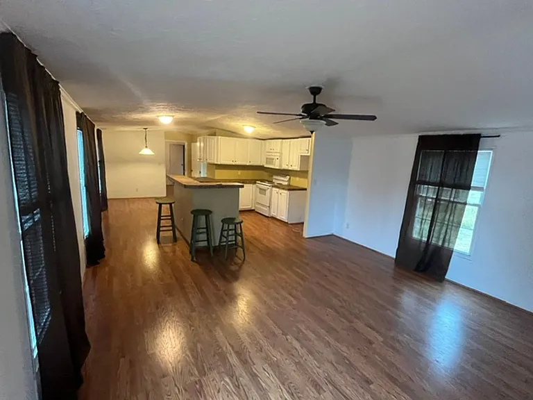 882 Nobles Mill Rd — Photo 4