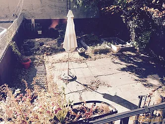 Rented by aptsandlofts.com