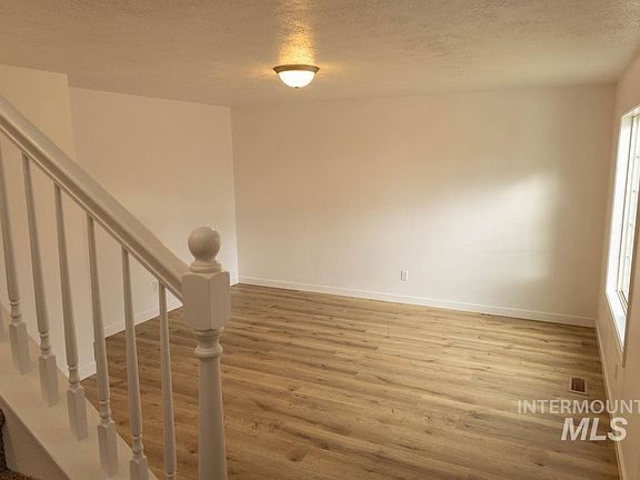 3rd image of 4328 E Vineyard Way
