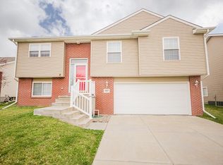 1815 Chloe Ln, Lincoln, NE 68512