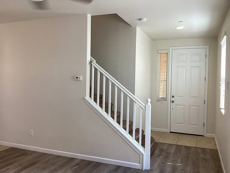 7009 N Harmony Dr — Photo 17