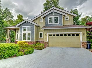 17416 NE 20th Ct, Redmond, WA 98052