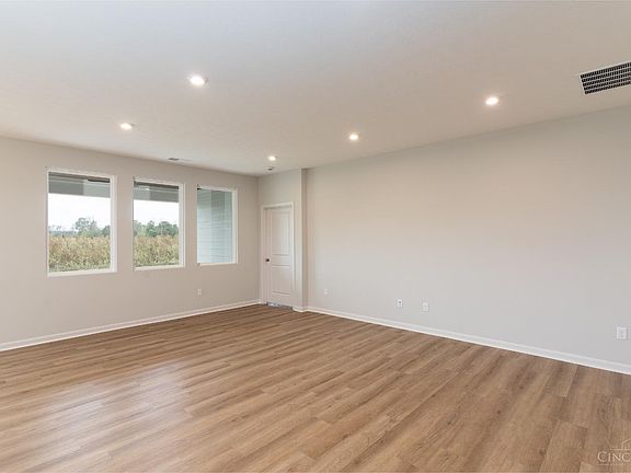 3rd image of 2505 Bartram Ln