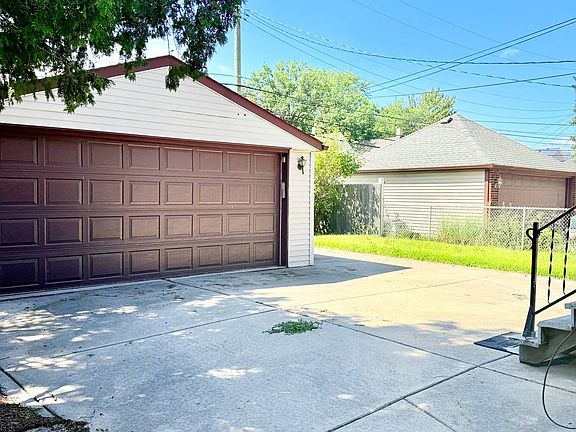 3rd image of 11693 Gallagher St