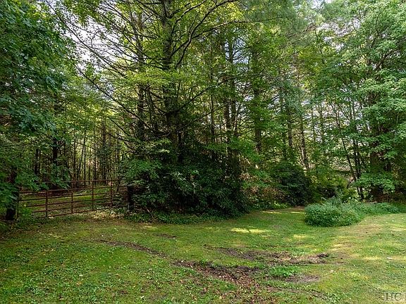 3rd image of 0 Cedar Creek Road