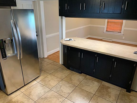 3rd image of 5801 Craneybrook Ln