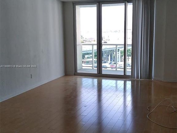 5th image of 19380 Collins Ave APT 1023