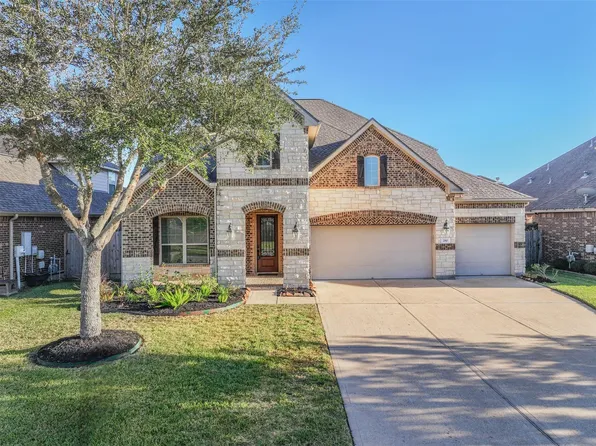 280 Clearwood Dr, League City, TX 77573