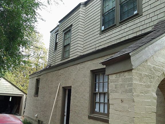 1st Floor brick side entry