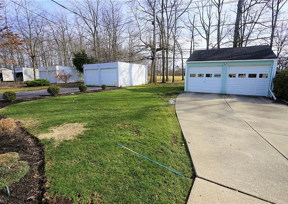 2nd image of 4314 Groveland Rd
