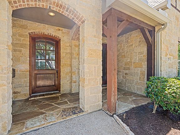 4th image of 4106 Lively Ln