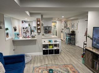 1100 N Kenilworth St APT 8, Arlington, VA 22205