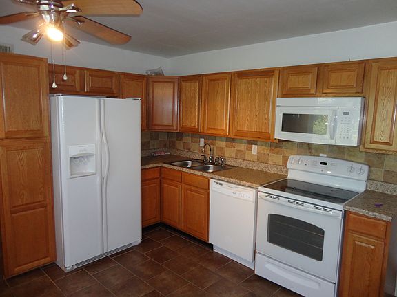 2nd image of 3461 Saint Mark Ln