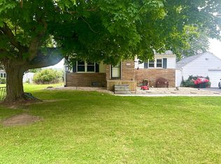 7065 Leesville Rd, Crestline, OH 44827