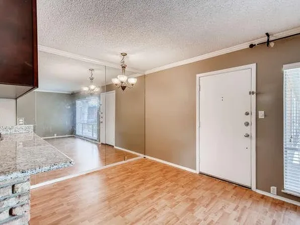 1849 Marshall St APT 24, Houston, TX 77098